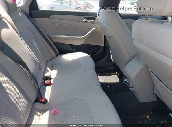 5NPE34AF2JH635586 2018 HYUNDAI SONATA Gray VIN կոդի պիտակի տեսք