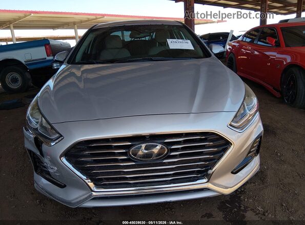 5NPE34AF2JH673853 2018 HYUNDAI SONATA Silver Rear interior view