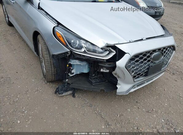 5NPE34AF2JH727863 2018 HYUNDAI SONATA Серебряный Вид спереди