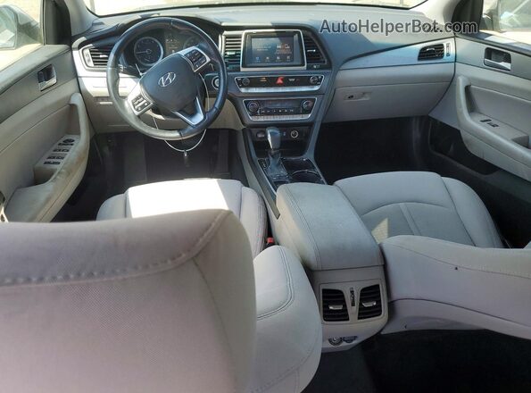 5NPE34AF2KH816785 2019 HYUNDAI SONATA Silver Вид панелі приладів