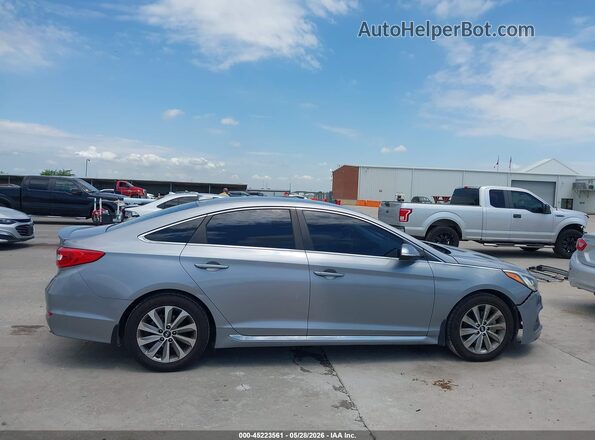 5NPE34AF3GH319669 2016 HYUNDAI SONATA Gray Вид задньої частини салону