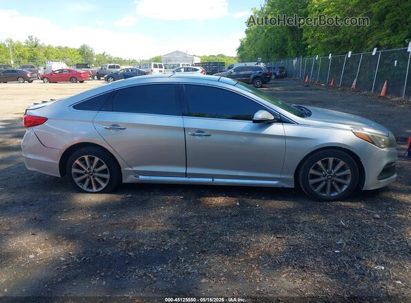 5NPE34AF4GH417917 2016 HYUNDAI SONATA Silver Սալոնի հետևի տեսք