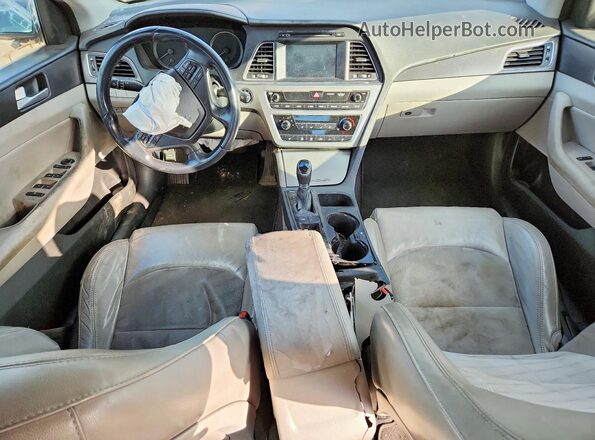 5NPE34AF4HH482770 2017 HYUNDAI SONATA Silver წინა პანელის ხედი