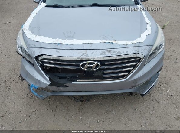 5NPE34AF4HH502175 2017 HYUNDAI SONATA Silver Widok zestawu wskaźników