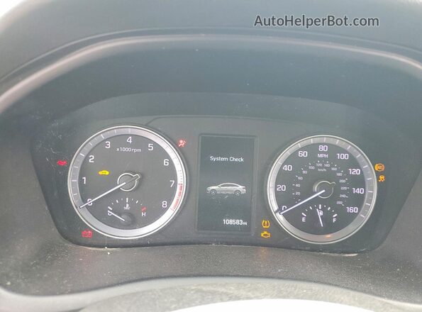 5NPE34AF4JH644824 2018 HYUNDAI SONATA White Widok zestawu wskaźników