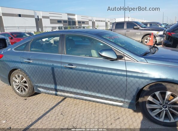 5NPE34AF5GH421104 2016 HYUNDAI SONATA Light Blue Widok wnętrza z tyłu