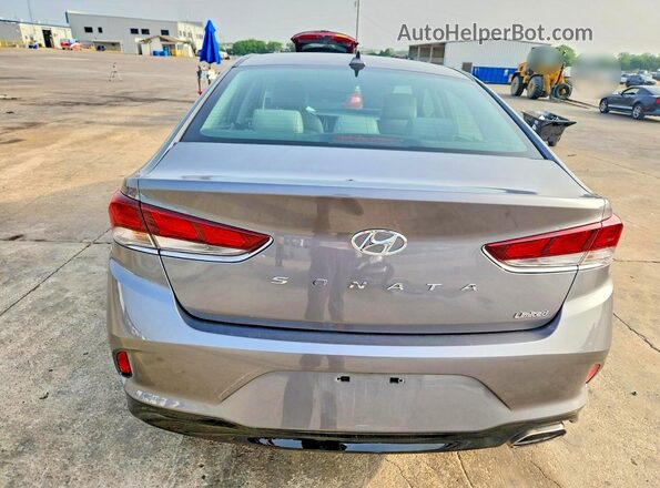 5NPE34AF7KH820850 2019 HYUNDAI SONATA Gray Вид ззаду