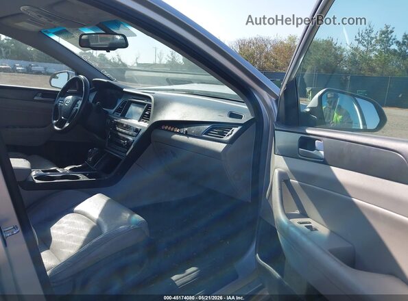 5NPE34AF8GH434171 2016 HYUNDAI SONATA Silver Front interior view