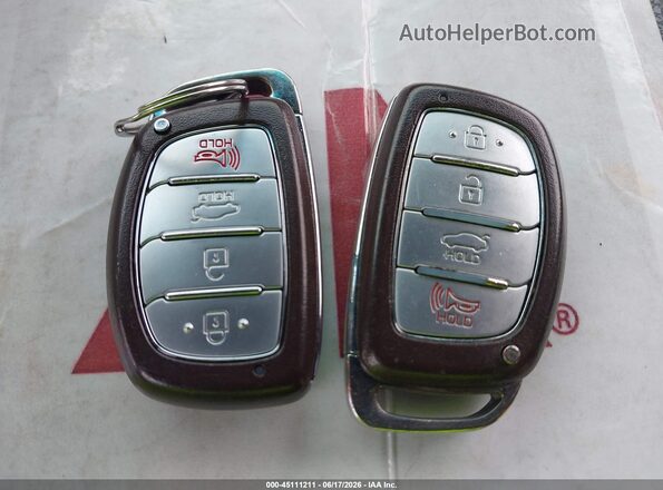 5NPE34AF8HH551072 2017 HYUNDAI SONATA Silver წინა პანელის ხედი