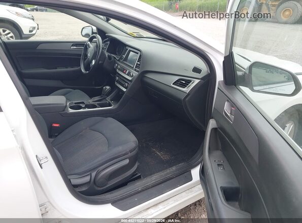 5NPE34AF8JH661755 2018 HYUNDAI SONATA White Vista interior delantera