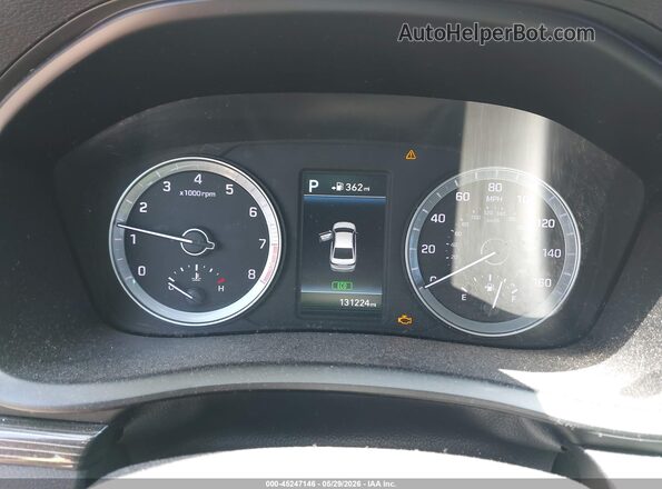 5NPE34AF9JH694375 2018 HYUNDAI SONATA White Widok tylnych siedzeń
