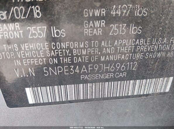 5NPE34AF9JH696112 2018 HYUNDAI SONATA Silver Widok komory silnika