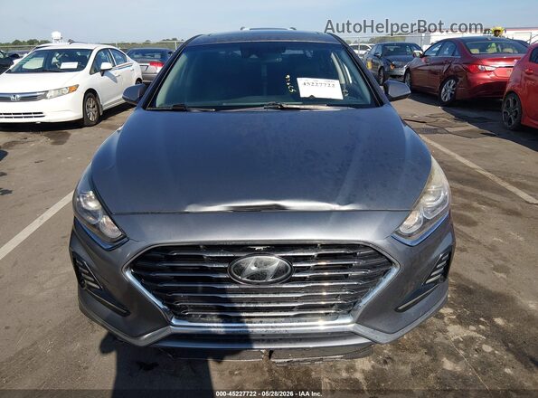 5NPE34AF9JH696112 2018 HYUNDAI SONATA Silver Widok wnętrza z tyłu