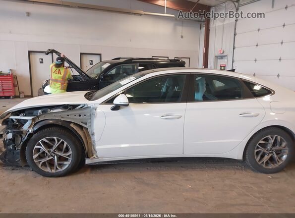 5NPEF4JA2LH050957 2020 HYUNDAI SONATA White Սալոնի 360 աստիճան տեսք