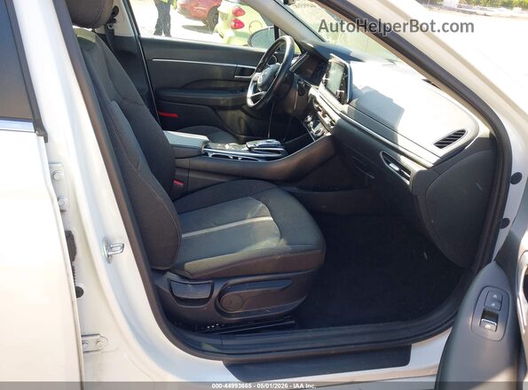 5NPEF4JA6MH083686 2021 HYUNDAI SONATA White Front interior view