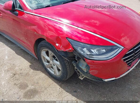 5NPEG4JA2MH079941 2021 HYUNDAI SONATA Red Widok z przodu