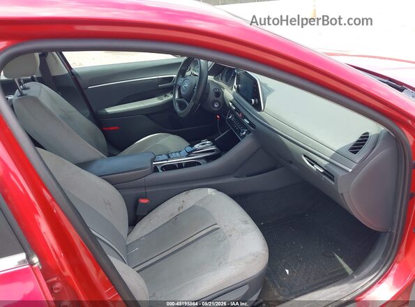 5NPEG4JA2MH079941 2021 HYUNDAI SONATA Red Widok wnętrza z przodu