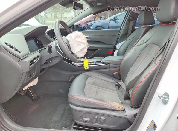 5NPEJ4J27NH138140 2022 HYUNDAI SONATA White Սալոնի դիմացի տեսք