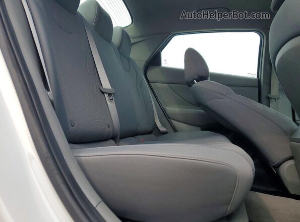 5NPLL4AG3PH113638 2023 HYUNDAI ELANTRA White Vista de los asientos traseros