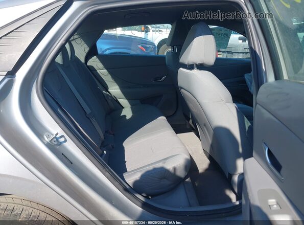 5NPLL4AG8MH016589 2021 HYUNDAI ELANTRA Silver Widok naklejki z numerem VIN