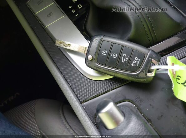 5NPLL4AG9MH047656 2021 HYUNDAI ELANTRA Silver Widok deski rozdzielczej
