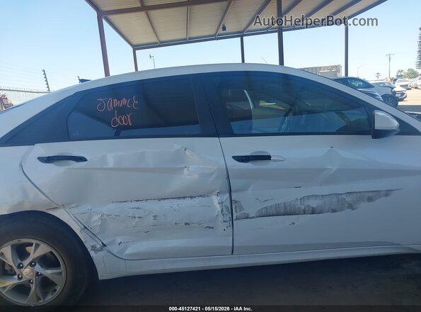 5NPLL4AGXMH011099 2021 HYUNDAI ELANTRA White Դիմացի տեսք