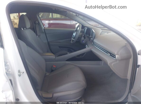 5NPLL4AGXMH011099 2021 HYUNDAI ELANTRA White Սալոնի դիմացի տեսք