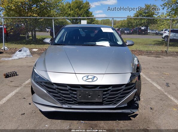5NPLM4AG0NH074291 2022 HYUNDAI ELANTRA Silver Widok zestawu wskaźników