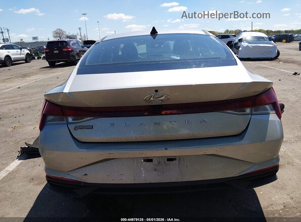 5NPLM4AG0NH074291 2022 HYUNDAI ELANTRA Silver 