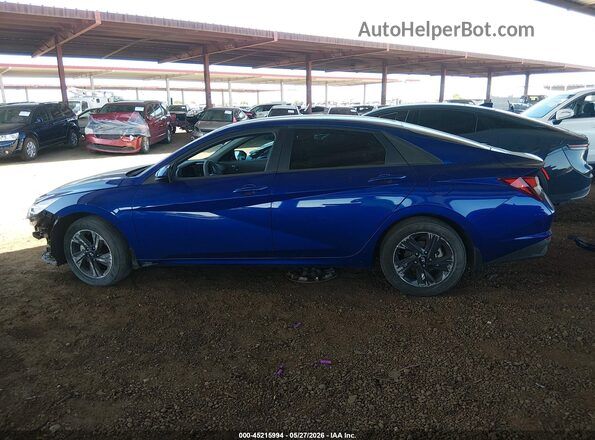 5NPLM4AG0PH092454 2023 HYUNDAI ELANTRA Blue 360 interior view