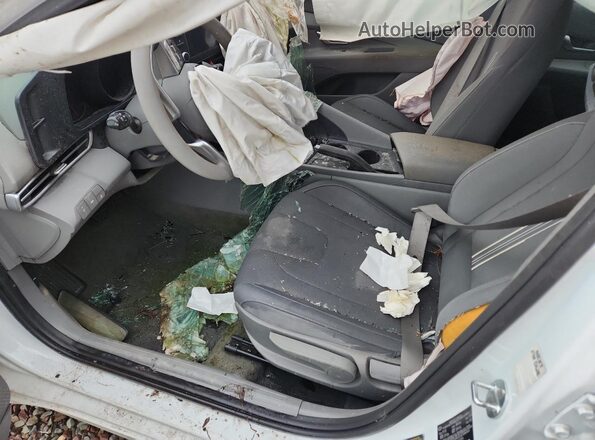 5NPLM4AG1MH012896 2021 HYUNDAI ELANTRA White 