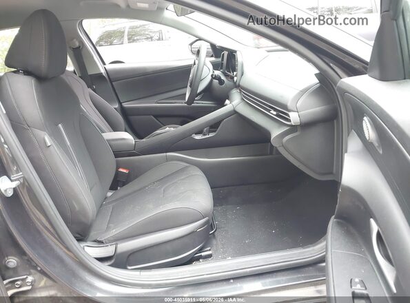 5NPLM4AG1NH055989 2022 HYUNDAI ELANTRA Gray Widok wnętrza z przodu