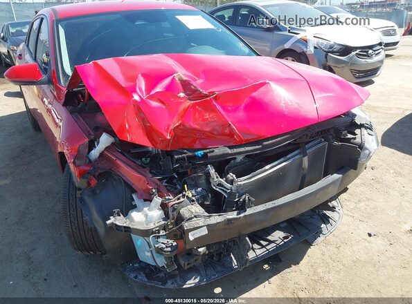 5NPLM4AG2NH084594 2022 HYUNDAI ELANTRA Red Widok z przodu