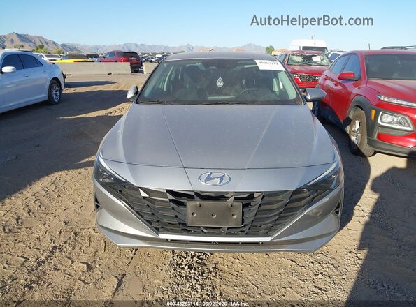 5NPLM4AG3MH032020 2021 HYUNDAI ELANTRA Silver Вид спереду