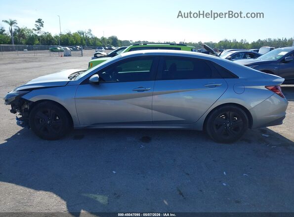 5NPLM4AG3MH035886 2021 HYUNDAI ELANTRA Silver Vista interior trasera