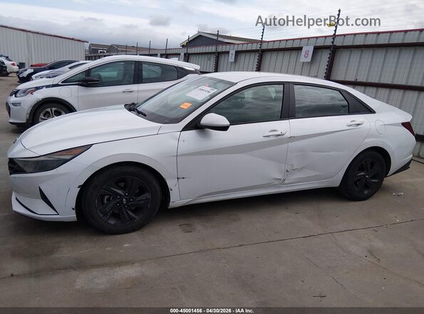 5NPLM4AG3MH038514 2021 HYUNDAI ELANTRA White 