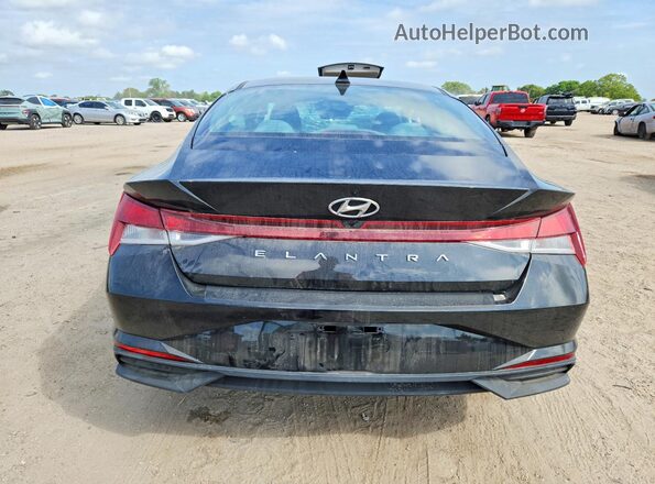 5NPLM4AG3PH095400 2023 HYUNDAI ELANTRA Black Հետևի տեսք