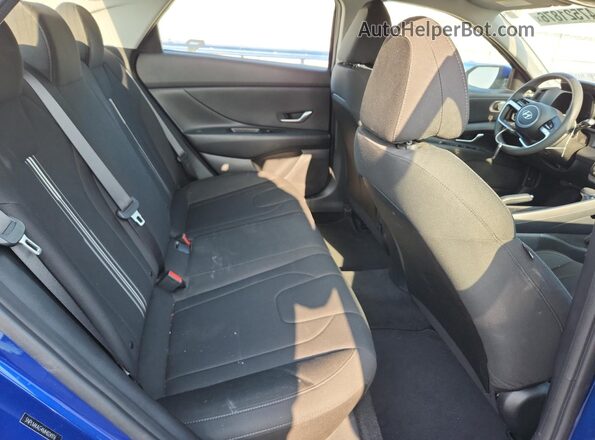 5NPLM4AG4MH024976 2021 HYUNDAI ELANTRA Blue უკანა სავარძლების ხედი