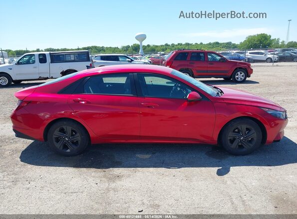 5NPLM4AG4MH045505 2021 HYUNDAI ELANTRA Red 360 interior view