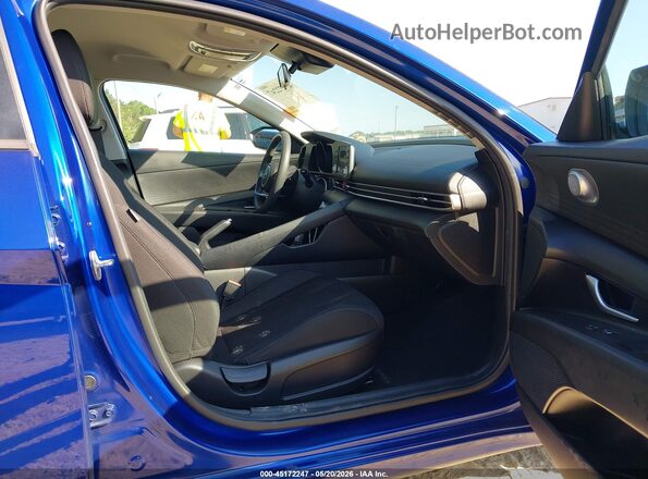 5NPLM4AG6NH059990 2022 HYUNDAI ELANTRA Blue Սալոնի դիմացի տեսք