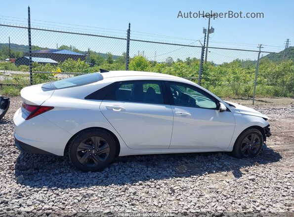 5NPLM4AG6NH074635 2022 HYUNDAI ELANTRA White Widok wnętrza 360 stopni