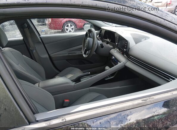 5NPLM4AG7PH100386 2023 HYUNDAI ELANTRA Black Widok wnętrza z przodu