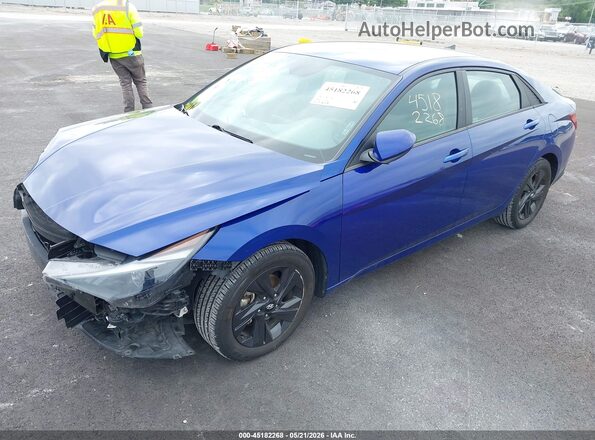 5NPLM4AG8NH070232 2022 HYUNDAI ELANTRA Blue წინა მარცხენა ხედი სამი მეოთხედიდან