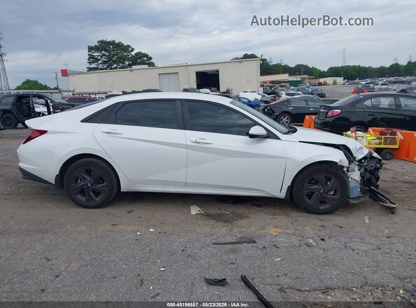 5NPLM4AG9PH093960 2023 HYUNDAI ELANTRA White Սալոնի հետևի տեսք