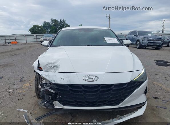 5NPLM4AG9PH093960 2023 HYUNDAI ELANTRA White Սարքավորումների վահանակի տեսք