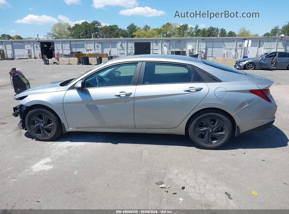 5NPLM4AG9PH098883 2023 HYUNDAI ELANTRA Серебряный 