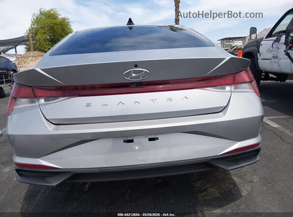 5NPLM4AGXPH089061 2023 HYUNDAI ELANTRA Серебряный 