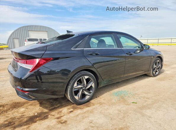 5NPLP4AG2NH072114 2022 HYUNDAI ELANTRA Black უკანა მარჯვენა