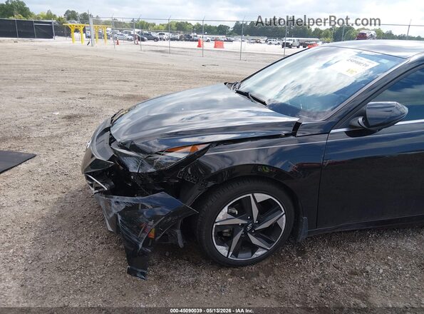 5NPLP4AG8NH065376 2022 HYUNDAI ELANTRA Black Front view