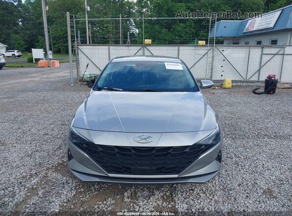 5NPLS4AG1MH009714 2021 HYUNDAI ELANTRA Silver Widok zestawu wskaźników